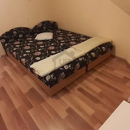 Juci Nyaralohaz Διαμέρισμα